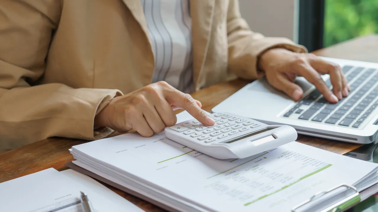 Entregar Declaração IRS 2026: Calendário Completo, IRS Automático e Quando Receber o Reembolso